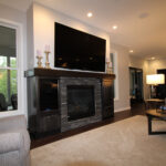 Turner - Livingroom with fireplace and TV