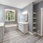 Greystone Building Company - Mulit-Generational Home - Full Bathroom